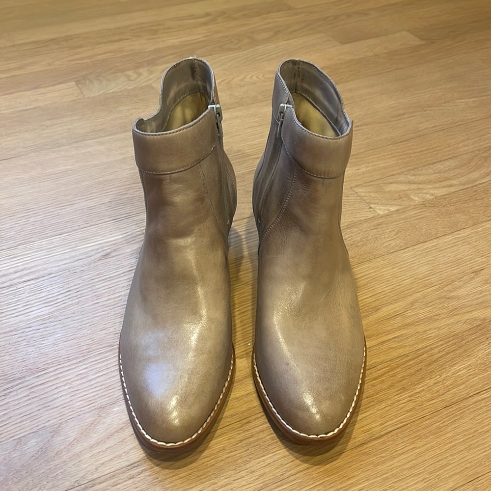 Double H leather boots size 9.5 wide